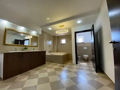 Casa vanzare Moara Vlăsiei Ilfov baie mare cu cada